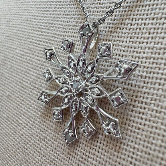 Sterling Silver 925 Snowflake Illusion Stone Pendant Necklace Size 18" Length - Picture 6 of 16
